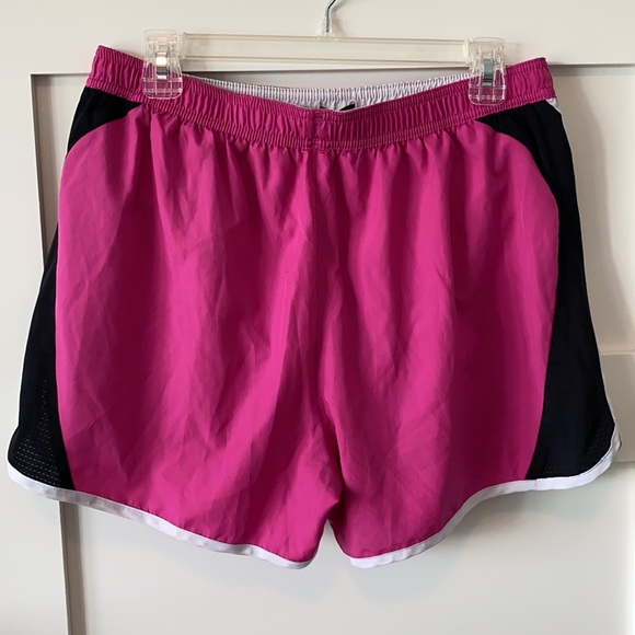 Adidas running shorts - Picture 2 of 3
